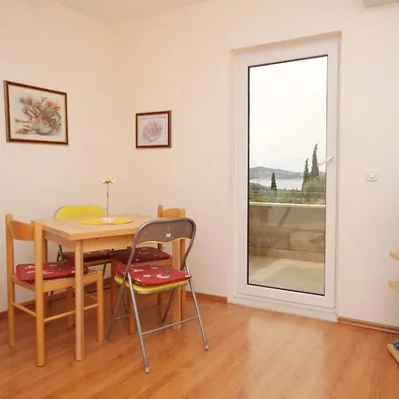 Daire For Families With Children Mlini, Dubrovnik - 8970 *