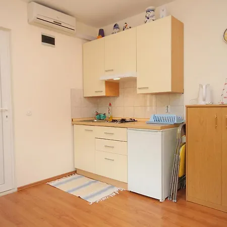 For Families With Children Mlini, Dubrovnik - 8970 Διαμέρισμα *