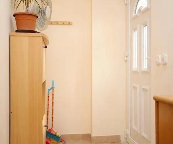 For Families With Children Mlini, Dubrovnik - 8970 Apartament