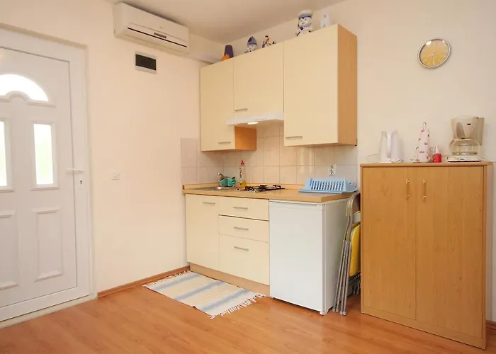 For Families With Children Mlini, Dubrovnik - 8970 Apartment *